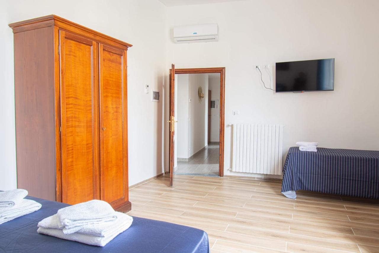 Guest House Paraiso Firenze Bagian luar foto